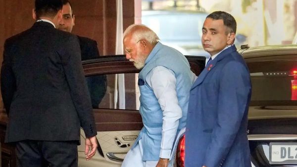 ಪ್ಲಾಸ್ಟಿಕ್ ಬಾಟಲಿ ಮರುಬಳಕೆಯಿಂದ ತಯಾರಿಸಲಾದ ಜಾಕೆಟ್ ಧರಿಸಿದ ಪ್ರಧಾನಿ ಮೋದಿ!