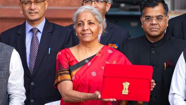 2023-24ನೇ ಸಾಲಿನ ಕೇಂದ್ರ ಬಜೆಟ್: ವಿಪಕ್ಷಗಳ ಪ್ರತಿಕ್ರಿಯೆ ಏನು?