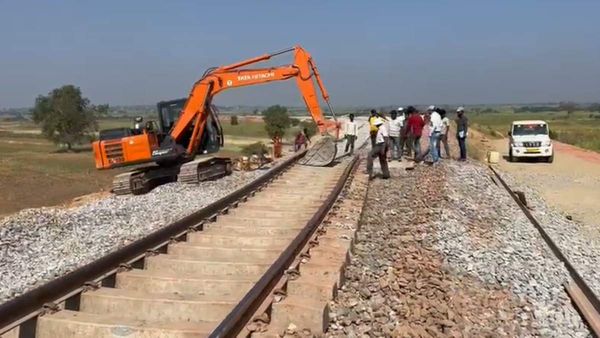 ಬೆಂಗಳೂರು- ಹೊಸೂರು ರೈಲು ಮಾರ್ಗದಲ್ಲಿ ಹೆಚ್ಚಿದ ವೇಗ: ಕಾರ್ಮೆಲರಂ–ಹೀಲಳಿಗೆ ಜೋಡಿ ಮಾರ್ಗ ಕಾರ್ಯಾರಂಭ, ಅಂಕಿಅಂಶ- ಮಾಹಿತಿ