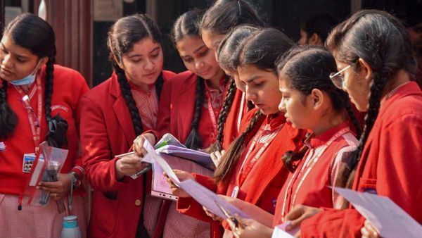 Karnataka SSLC, PUC Exams 2023: ಎಷ್ಟು ಲಕ್ಷ ವಿದ್ಯಾರ್ಥಿಗಳು? ಯಾವ ದಿನಾಂಕ? ಮಾರ್ಗಸೂಚಿ, ಸಿದ್ದತೆ ಬಗ್ಗೆ ತಿಳಿಯಿರಿ