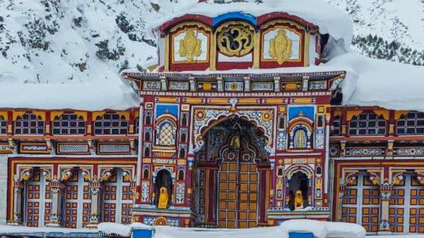 ಮೊದಲ ಬಾರಿ ಕೇದಾರನಾಥ, ಬದರಿನಾಥ ಧಾಮದಲ್ಲಿ ವಿಐಪಿ ಯಾತ್ರಿಕರಿಗೆ ದರ್ಶನಕ್ಕಾಗಿ ಹೆಚ್ಚುವರಿ ಶುಲ್ಕ