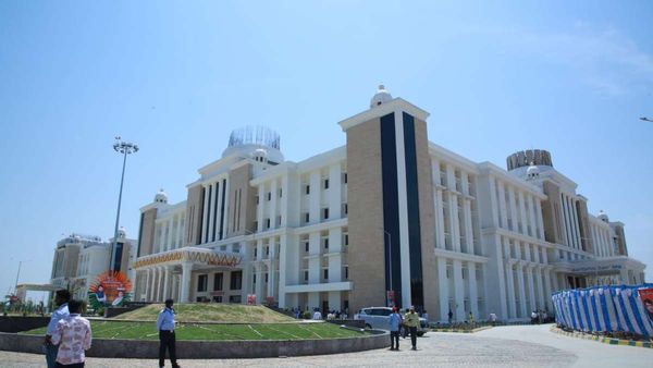 525 ಕೋಟಿ ರೂ ವೆಚ್ಚದಲ್ಲಿ ನಿರ್ಮಾಣವಾದ ನಂದಿ ವೈದ್ಯಕೀಯ ಕಾಲೇಜು ಮತ್ತು ಸಂಶೋಧನಾ ಸಂಸ್ಥೆಯ ವಿವರ