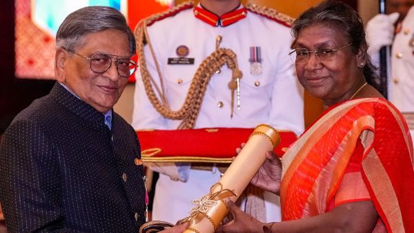 Padma Awards 2023: ಎಸ್.ಎಂ ಕೃಷ್ಣ, ಸುಧಾಮೂರ್ತಿ ಸೇರಿ 106 ಸಾಧಕರಿಗೆ ಪದ್ಮವಿಭೂಷಣ, ಪದ್ಮಶ್ರೀ ಪ್ರಶಸ್ತಿ ಪ್ರದಾನ