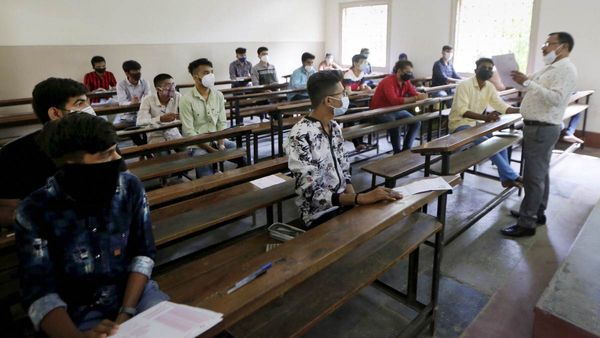 KCET 2023 Exam Dates : ಸಿಇಟಿ ಪ್ರವೇಶ ಪರೀಕ್ಷೆಯ ದಿನಾಂಕ ಪ್ರಕಟ: ಸಂಪೂರ್ಣ ವೇಳಾಪಟ್ಟಿ ಇಲ್ಲಿದೆ