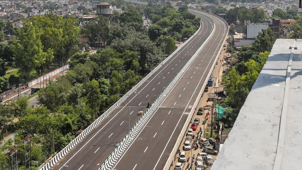 ಬೆಂಗಳೂರಿನ ಬೈಯಪ್ಪನಹಳ್ಳಿ ಚಹರೆಯನ್ನೇ ಬದಲಿಸಲಿದೆ ರೋಟರಿ ಫ್ಲೈಓವರ್- ನೂರಾರು ಕೋಟಿ ವೆಚ್ಚ, ತಡೆರಹಿತ ಸಂಪರ್ಕ- ಯಾರಿಗೆ ಅನುಕೂಲ?