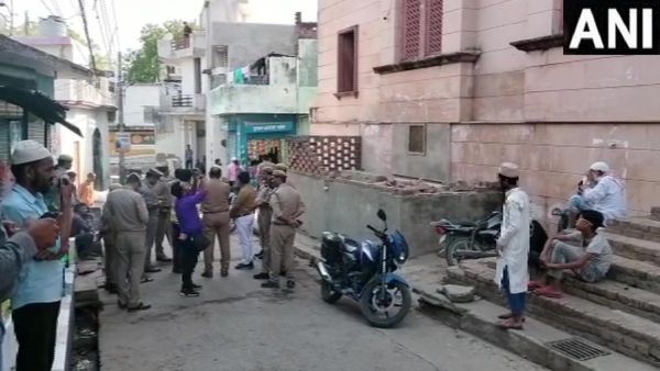 Ramnavami clash: ಲಕ್ನೋ ರಾಮನವಮಿ ಮೆರವಣಿಗೆ ವೇಳೆ 2 ಗುಂಪುಗಳ ಘರ್ಷಣೆ, ಕಲ್ಲು ತೂರಾಟ!