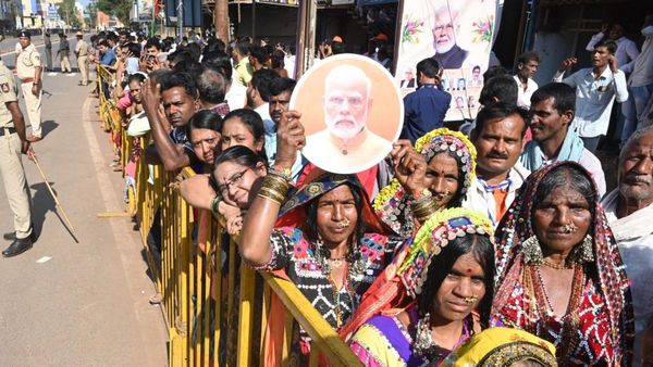 ಮೋದಿ ರೋಡ್ ಶೋಗಾಗಿ ₹52 ಲಕ್ಷ ಖರ್ಚು: ಕುತೂಹಲಕ್ಕೆ ಕಾರಣವಾದ ಬ್ಯಾರಿಕೇಡ್ ವೆಚ್ಚ