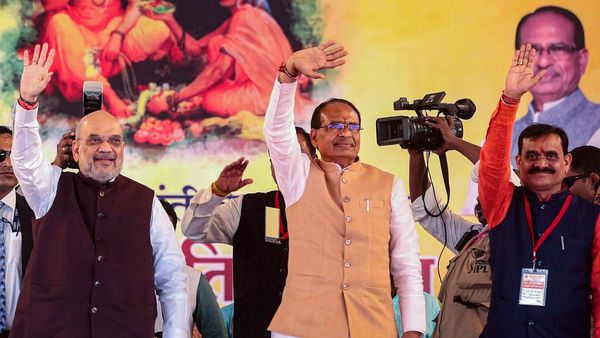 Madhya Pradesh: ಕೆಲಸ ಕೊಟ್ಟಿದ್ದು 21, ನಿರ್ವಹಣೆ ಖರ್ಚು 16.74 ಕೋಟಿ! ಇದು ಶಿವರಾಜ್ ಸಿಂಗ್ ಚೌಹಾಣ್ ಸರಕಾರದ 'ಮಹಾಗಣಿತ'