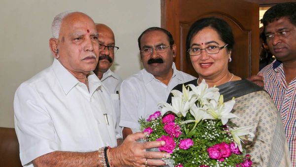 Sumalatha : ಬಿಜೆಪಿಗೆ ಸಂಪೂರ್ಣ ಬೆಂಬಲ ನೀಡಿದ ಮಂಡ್ಯ ಸಂಸದೆ ಸುಮಲತಾ ಅಂಬರೀಶ್‌