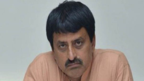 ಚನ್ನಪಟ್ಟಣ, ಕೆಆರ್‌ ಪೇಟೆಗೆ ಘೋಷಣೆಯಾಗದ 'ಕೈ' ಟಿಕೆಟ್‌: ದಟ್ಟಗೊಂಡ 'ಆಪರೇಷನ್ ಹಸ್ತ'ದ ಶಂಕೆ