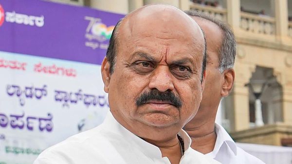 ಲಕ್ಷ್ಮಣ ಸವದಿ ಕಾಂಗ್ರೆಸ್‌ ಸೇರ್ಪಡೆ ನನ್ನಲ್ಲಿ ದುಃಖ ತರಿಸಿದೆ: ಸಿಎಂ ಬೊಮ್ಮಾಯಿ ಪ್ರತಿಕ್ರಿಯೆ