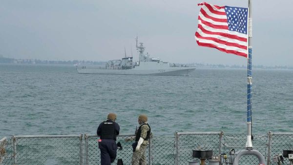 3ನೇ ಮಹಾಯುದ್ಧ: ತೈವಾನ್ ನೆಮ್ಮದಿಗೆ ಬೆಂಕಿ ಹಚ್ಚಿದ ಅಮೆರಿಕ?