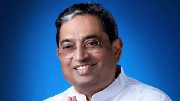 ಮಾಜಿ ಸಚಿವ, ಹಿರಿಯ ಕಾಂಗ್ರೆಸ್ ನಾಯಕ ಡಿ. ಬಿ. ಇನಾಮಾದಾರ್ ನಿಧನ