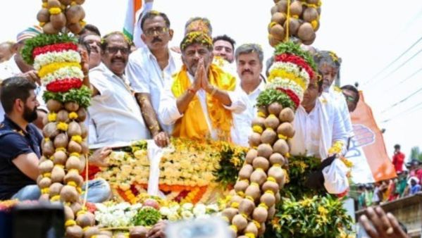 ಇಡೀ ರಾಷ್ಟ್ರವೇ ಕನಕಪುರ ಮತದಾರರ ತೀರ್ಪನ್ನು ಎದುರು ನೋಡುತ್ತಿದೆ; ಯಾರೇ ಸ್ಪರ್ಧೆ ಮಾಡಿದರೂ ವಿಚಲಿತರಾಗಬೇಡಿ: ಡಿಕೆಶಿ