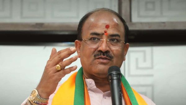 ಟಿಕೆಟ್ ಕೊಡಲಿಲ್ಲ, ಆದರೂ ಲಿಂಬಾವಳಿ ಸ್ಟಾರ್ ಪ್ರಚಾರಕ!