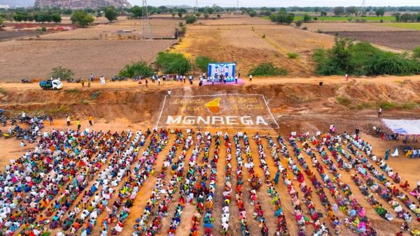 ನರೇಗಾ ಅಡಿ ಕೆಲಸ ನೀಡಿ ಗುಳೆ ತಡೆದ ಕೊಪ್ಪಳ ಜಿಲ್ಲಾ ಪಂಚಾಯಿತಿ