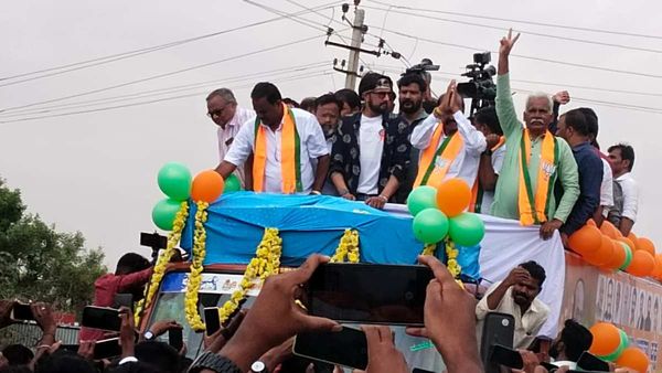 Kiccha Sudeep Campaign: ಮೊಳಕಾಲ್ಮೂರಿನಲ್ಲಿ ಬಿಜೆಪಿ ಅಭ್ಯರ್ಥಿ ಪರ ನಟ ಕಿಚ್ಚ ಸುದೀಪ್ ಅಬ್ಬರದ ಪ್ರಚಾರ