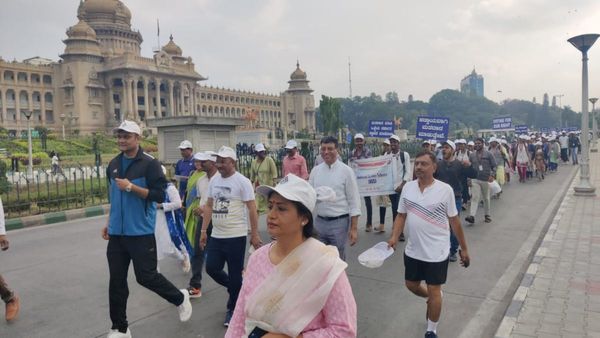 ಮತದಾನ ಜಾಗೃತಿ ವಾಕಥಾನ್: ರಾಜ್ಯದ ಪ್ರಗತಿಗೆ ಶ್ರಮಿಸುವ ಪ್ರತಿನಿಧಿಗೆ ಕಡ್ಡಾಯವಾಗಿ ಮತ ಹಾಕಿ: ಶಾಲಿನಿ ರಜನೀಶ್