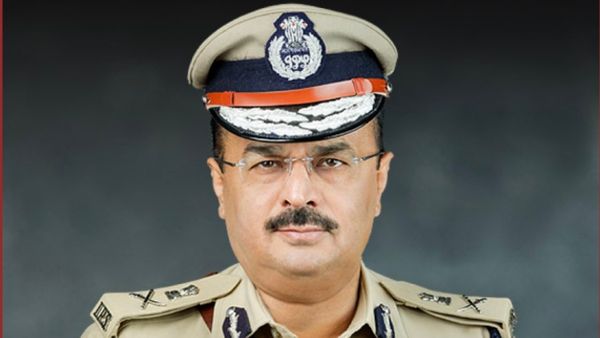 ರಾಜ್ಯದ ನೂತನ ಡಿಜಿ-ಐಜಿಪಿಯಾದ ಅಲೋಕ್ ಮೋಹನ್; ಪ್ರವೀಣ್ ಸೂದ್‌ರಿಂದ ಅಧಿಕಾರ ಸ್ವೀಕಾರ