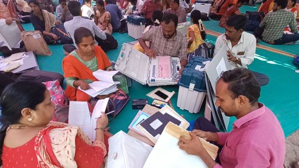 Karnataka election 2023: ಬಳ್ಳಾರಿ ಜಿಲ್ಲೆಯ ಮತಗಟ್ಟೆಗಳಲ್ಲಿ ಸಿದ್ಧತೆ ಹೇಗಿದೆ?