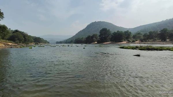 ದಬ್ಬಗುಳಿ: ಕಾವೇರಿ ನದಿ ತಟದಲ್ಲಿ ಕುಳಿತು ಮೀನು ಹಿಡಿಯುತ್ತಾ, ಪ್ರಕೃತಿ ಸೌಂದರ್ಯ ಸವಿಯಿರಿ!