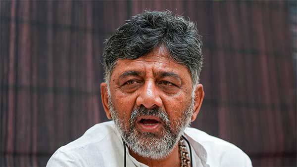 Election Result: ಅಧಿಕಾರ ಕೊಡಪ್ಪ ದೇವ್ರೇ.. ಟೆಂಪಲ್ ರನ್: ಅರುಣಾಚಲೇಶ್ವರ ವರದಿಂದ ಡಿಕೆಶಿ ಸಿಎಂ ಆಗ್ತಾರಾ?