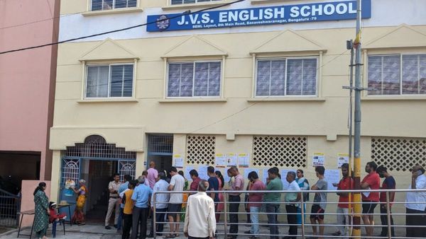 Karnataka Polls 2023: ಕೇವಲ ಎರಡೇ ಗಂಟೆಯಲ್ಲಿ ಶೇ.8.26ರಷ್ಟು ಮತದಾನ, ವಿವರ