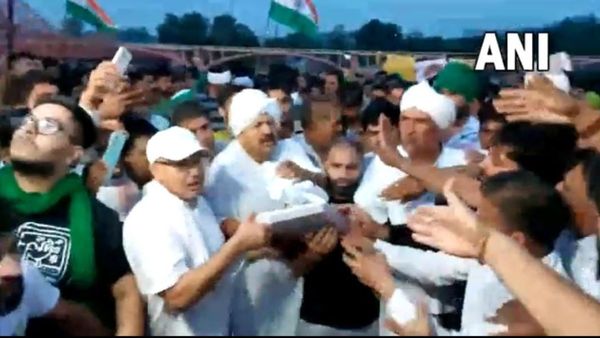 ಕುಸ್ತಿಪಟುಗಳ ಮನವೊಲಿಸಿದ ಟಿಕಾಯತ್ ಸಹೋದರರು: ಕೇಂದ್ರ ಸರ್ಕಾರಕ್ಕೆ 5 ದಿನ ಗುಡುವು: ಅನಿಲ್ ಕುಂಬ್ಳೆ ಬೆಂಬಲ