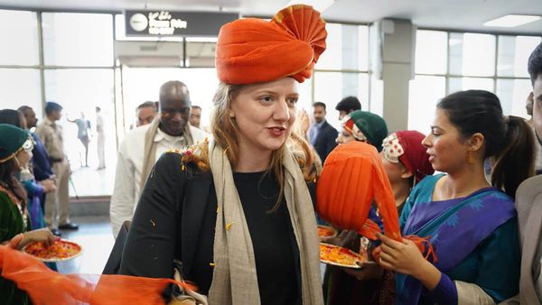 G20 ಕಾಶ್ಮೀರದ ಸಭೆಗೆ ಬಂದ ಅತಿಥಿಗಳಿಗೆ ದೇಸಿ ಶೈಲಿ ಸ್ವಾಗತ!