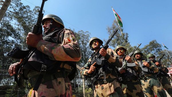 ಡ್ರಗ್ಸ್ ಸಾಗಿಸಲು ಗಡಿ ಪ್ರದೇಶದಲ್ಲಿ ಡ್ರೋನ್ ಬಳಸಿದ ಕಿರಾತಕರು!