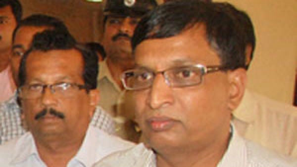 CT Ravi: ನಕ್ಸಲರಿಗಿಂತ ಸಿಟಿ ರವಿಯೇ ಡೇಂಜರ್: ಎಸ್‌ ಎಲ್ ಭೋಜೇಗೌಡ ವಾಗ್ದಾಳಿ