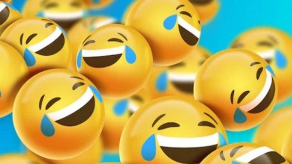 ಜೋಕ್ಸ್: ಮಳೆ ಬರ್ತಿದೆ ಅಂತಾ ಗಂಡ ಹೆಂಡತಿಗೆ ಹೇಳಿದ್ದೇ ತಡ..