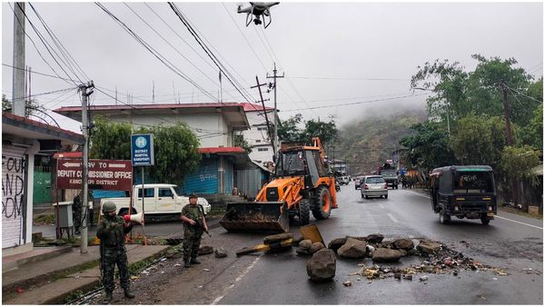 Manipur Violance: ಮಣಿಪುರದಲ್ಲಿ ಕಮಾಂಡೋ ಕಾರ್ಯಾಚರಣೆ: 40 ಬಂಡುಕೋರರ ಹತ್ಯೆ