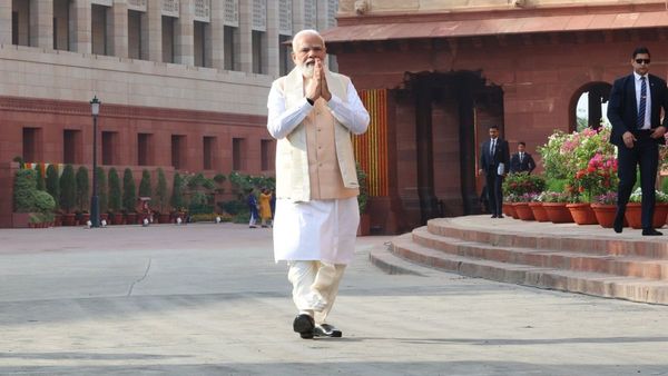 ಮಸುಕಾಗುತ್ತಿದೆ ಮೋದಿ ಬ್ರ್ಯಾಂಡ್‌, ಏರುತ್ತಿದೆ ರಾಹುಲ್‌ ರೇಟಿಂಗ್: ಲೋಕಸಭೆ ಚುನಾವಣೆಗೂ ಮುನ್ನ ಬಿಜೆಪಿಯಲ್ಲಿ ಹೆಚ್ಚಿದ ಆತಂಕ