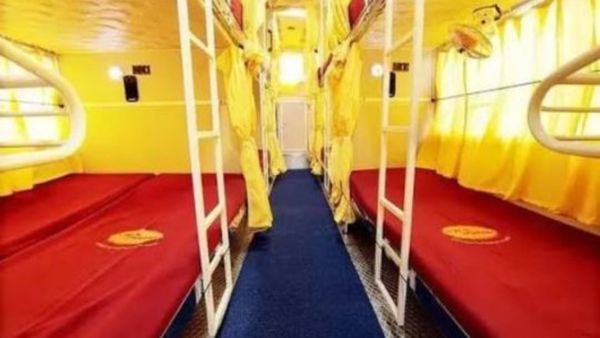 ಪ್ರಯಾಣಿಕರೇ ಹುಷಾರ್! ಸ್ಲೀಪರ್ ಕೋಚ್‌ ಬಸ್‌ಗಳಲ್ಲಿ ಕಾಮದಾಟ- ಮುಚ್ಚಿದ ಪರದೆಯೊಳಗೆ ನಡೆಯುತ್ತೆ ವೇಶ್ಯಾವಾಟಿಕೆ!
