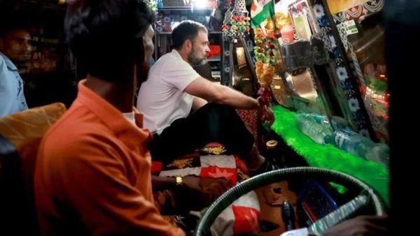 ಸಂಸತ್ ಸ್ಥಾನ ಕಳೆದುಕೊಂಡ ರಾಹುಲ್ ಗಾಂಧಿಗೆ ಈಗ ಪಾಸ್‌ಪೋರ್ಟ್‌ ಸಮಸ್ಯೆ!