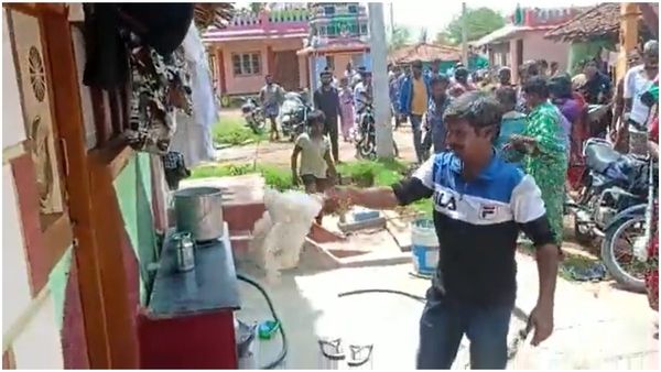 KR Pete: ಸೀರೆ, ಕೋಳಿ ವಾಪಸ್ ಎಸೆದು ಬಿಜೆಪಿ ಅಭ್ಯರ್ಥಿ ವಿರುದ್ಧ ಧಿಕ್ಕಾರ ಕೂಗಿದ ಗ್ರಾಮಸ್ಥರು