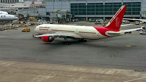 ಅಬ್ಬಬ್ಬ ಲಾಟ್ರಿ.. ವಿಮಾನ ಪ್ರಯಾಣಿಕರಿಗೆ ಟಿಕೆಟ್ ಹಣ ವಾಪಸ್!