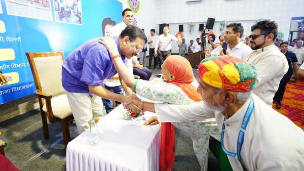 ಮನೀಶ್‌ ಸಿಸೋಡಿಯರನ್ನು ನೆನೆದು ಕಣ್ಣೀರಿಟ್ಟ ದೆಹಲಿ ಸಿಎಂ ಅರವಿಂದ್‌ ಕೇಜ್ರಿವಾಲ್