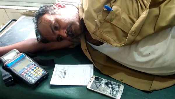 ಚಳ್ಳಕೆರೆ: ಮಹಿಳೆಯೊಂದಿಗೆ ಅನುಚಿತ ವರ್ತನೆ ಆರೋಪ, KSRTC ಕಂಡಕ್ಟರ್‌ಗೆ ಗೂಸಾ