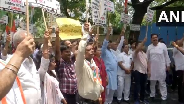 ವಿದ್ಯುತ್ ದರ ಏರಿಕೆ ಖಂಡಿಸಿ ಎಎಪಿ ಸರ್ಕಾರದ ವಿರುದ್ಧ ಕಾಂಗ್ರೆಸ್ ಪ್ರತಿಭಟನೆ