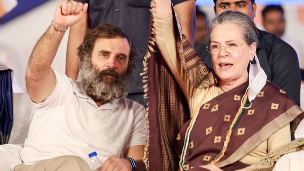 ಮಹಾರಾಷ್ಟ್ರದಲ್ಲಿ ಸೀಟು ಹಂಚಿಕೆಗೆ ಆಸಕ್ತಿ ತೋರಿಸದ ಕಾಂಗ್ರೆಸ್‌: ಕರ್ನಾಟಕ ಗೆಲುವಿನಿಂದ ಕೈ ಪಾಳಯದಲ್ಲಿ ರಣೋತ್ಸಾಹ?