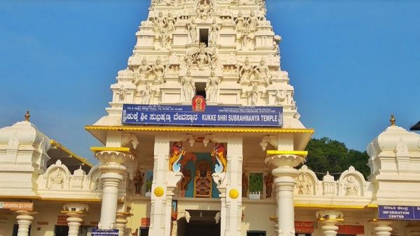 ಕುಕ್ಕೆ ಸುಬ್ರಹ್ಮಣ್ಯ ಸೇರಿ ಈ ದೇವಸ್ಥಾನಗಳಲ್ಲಿ ಹಿರಿಯ ನಾಯಕರಿಗೆ ನೇರ ದರ್ಶನಕ್ಕೆ ಅವಕಾಶ: ಮುಜರಾಯಿ ಇಲಾಖೆ ಮಹತ್ವದ ಆದೇಶ