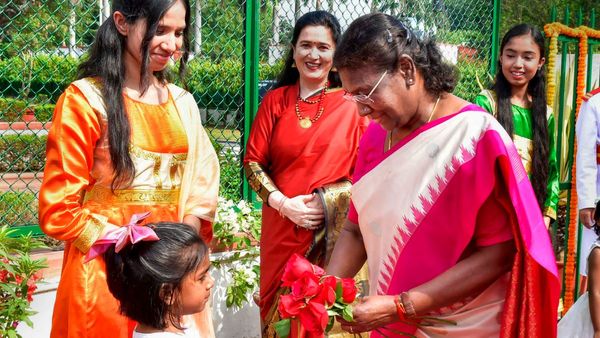 ಈರುಳ್ಳಿ, ಬೆಳ್ಳುಳ್ಳಿ ತಿನ್ನಲ್ಲ... ದೇಶದ ಮೊದಲ ಪ್ರಜೆ ರಾಷ್ಟ್ರಪತಿ ದ್ರೌಪದಿ ಮುರ್ಮು ತಿನ್ನುವ ಆಹಾರವೇನು?