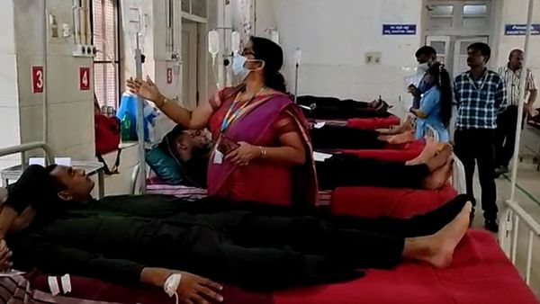 ಕುಡುಗರಹಳ್ಳಿ: ಮಧ್ಯಾಹ್ನದ ಊಟ ಸೇವಿಸಿ ಅಸ್ವಸ್ಥರಾದ 35 ಸೈನಿಕರು, ಆಸ್ಪತ್ರೆಗೆ ದಾಖಲು