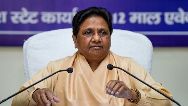 ವಿರೋಧ ಪಕ್ಷದ ಸಭೆಯನ್ನು ಬಿಟ್ಟ ಮಾಜಿ ಸಿಎಂ ಮಾಯಾವತಿ: ಟ್ವೀಟ್‌ಗಳಲ್ಲಿ ಕಾಂಗ್ರೆಸ್‌ ವಿರುದ್ಧ ವಾಗ್ದಾಳಿ