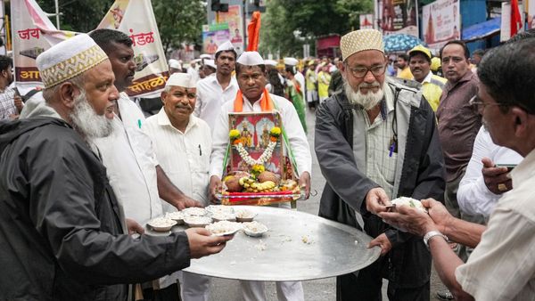 ಕರ್ನಾಟಕದಲ್ಲಿ ಸಂಭ್ರಮದಿಂದ ಈದ್ ಅಲ್-ಅಧಾ, ದೇವಶಯನಿ ಏಕಾದಶಿ ಆಚರಣೆ