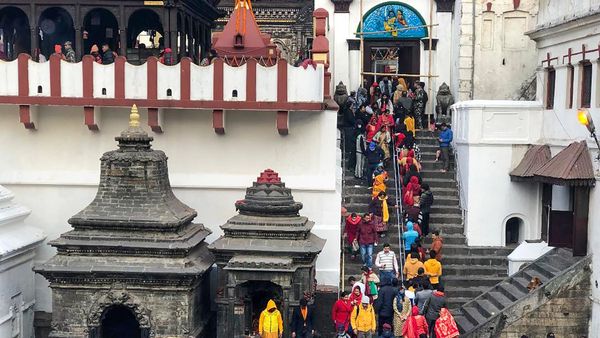 ವಿಶ್ವವಿಖ್ಯಾತ ನೇಪಾಳದ ಪಶುಪತಿನಾಥ ದೇವಾಲಯದಲ್ಲಿ ಚಿನ್ನ ಕಳುವು: ಭಕ್ತರಿಗೆ ತಾತ್ಕಾಲಿಕ ಪ್ರವೇಶ ನಿರ್ಬಂಧ