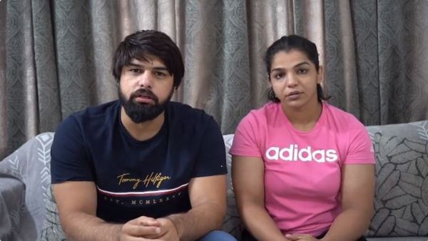 ಇದು ರಾಜಕೀಯ ಪ್ರೇರಿತ ಪ್ರತಿಭಟನೆಯಲ್ಲ, ಕುಸ್ತಿಪಟುಗಳು ಒಂದಾಗದ ಕಾರಣ ಇಷ್ಟು ದಿನ ಮೌನ:ಸಾಕ್ಷಿ ಮಲಿಕ್