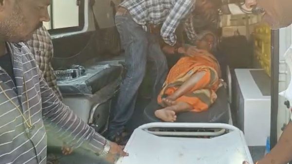 ಸಚಿವರು ಆಯೋಜಿಸಿದ ಬಾಡೂಟದಲ್ಲಿ ನೂಕುನುಗ್ಗಲು: ವೃದ್ಧೆಯ ಕಾಲು ಮುರಿತ